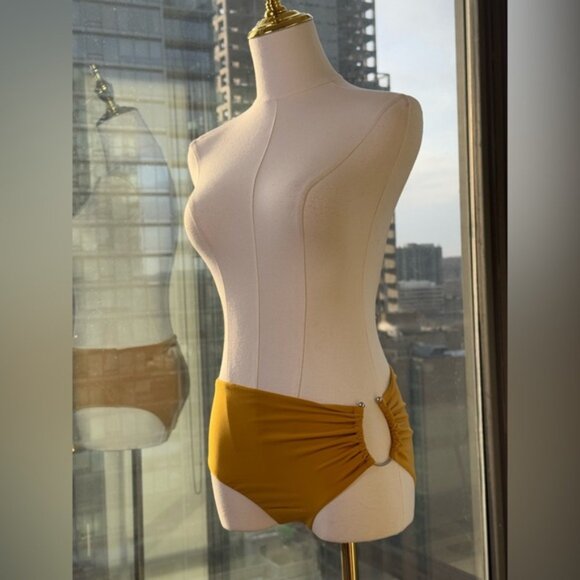 🆕 CHRISTOPHER ESBER 🧿 NWOT U Prong Swim Brief, Mustard, Sz AU 10 US 6 - Picture 10 of 16